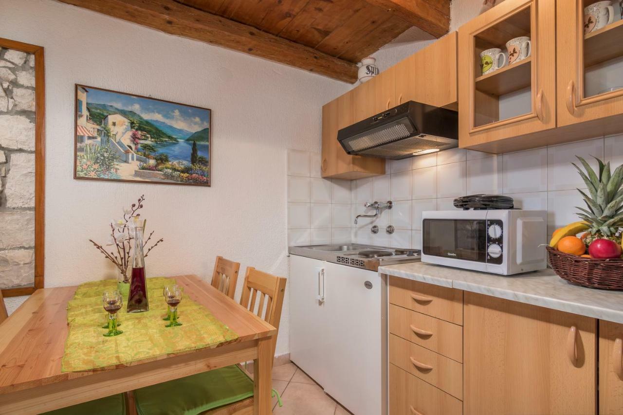 פורץ Apartmani Zikovic מראה חיצוני תמונה