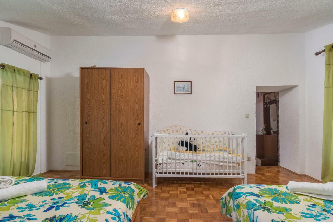 פורץ Apartmani Zikovic מראה חיצוני תמונה
