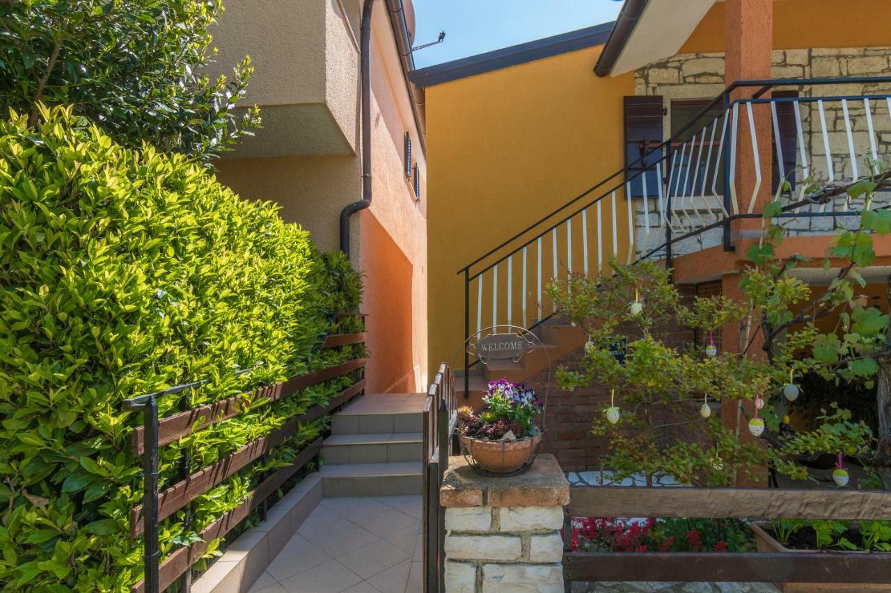פורץ Apartmani Zikovic מראה חיצוני תמונה