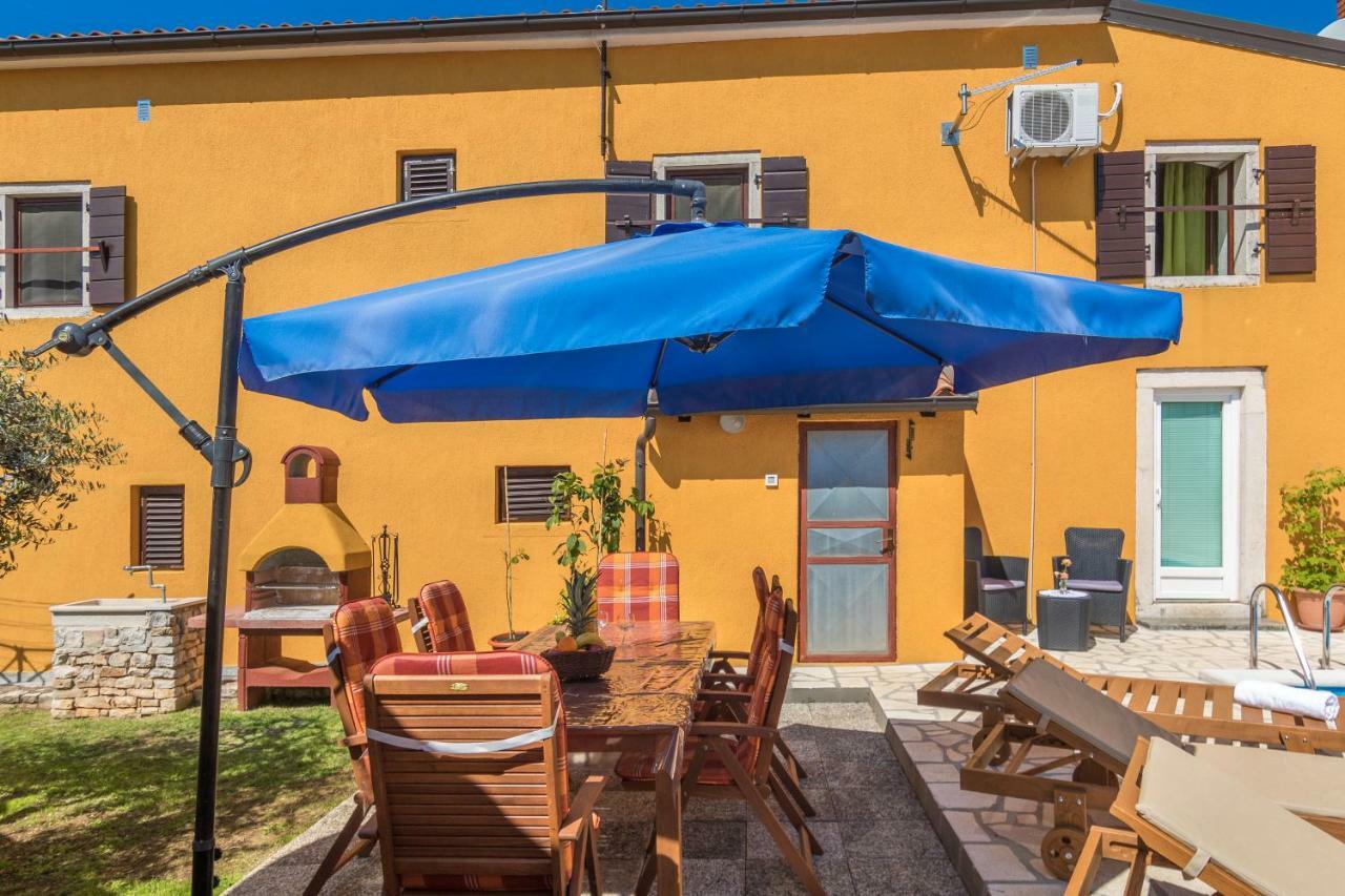 פורץ Apartmani Zikovic מראה חיצוני תמונה